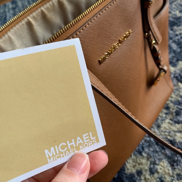 Michael Kors designer bag - Picture 3 of 6